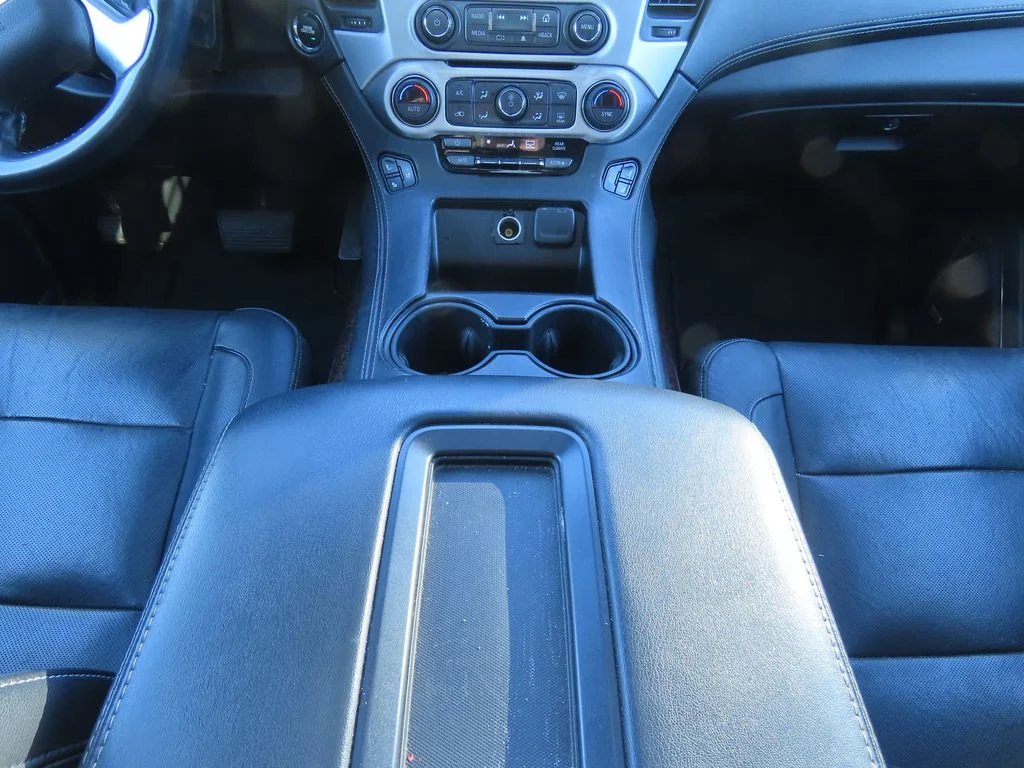 Used 2019 Silver GMC SLT image 9