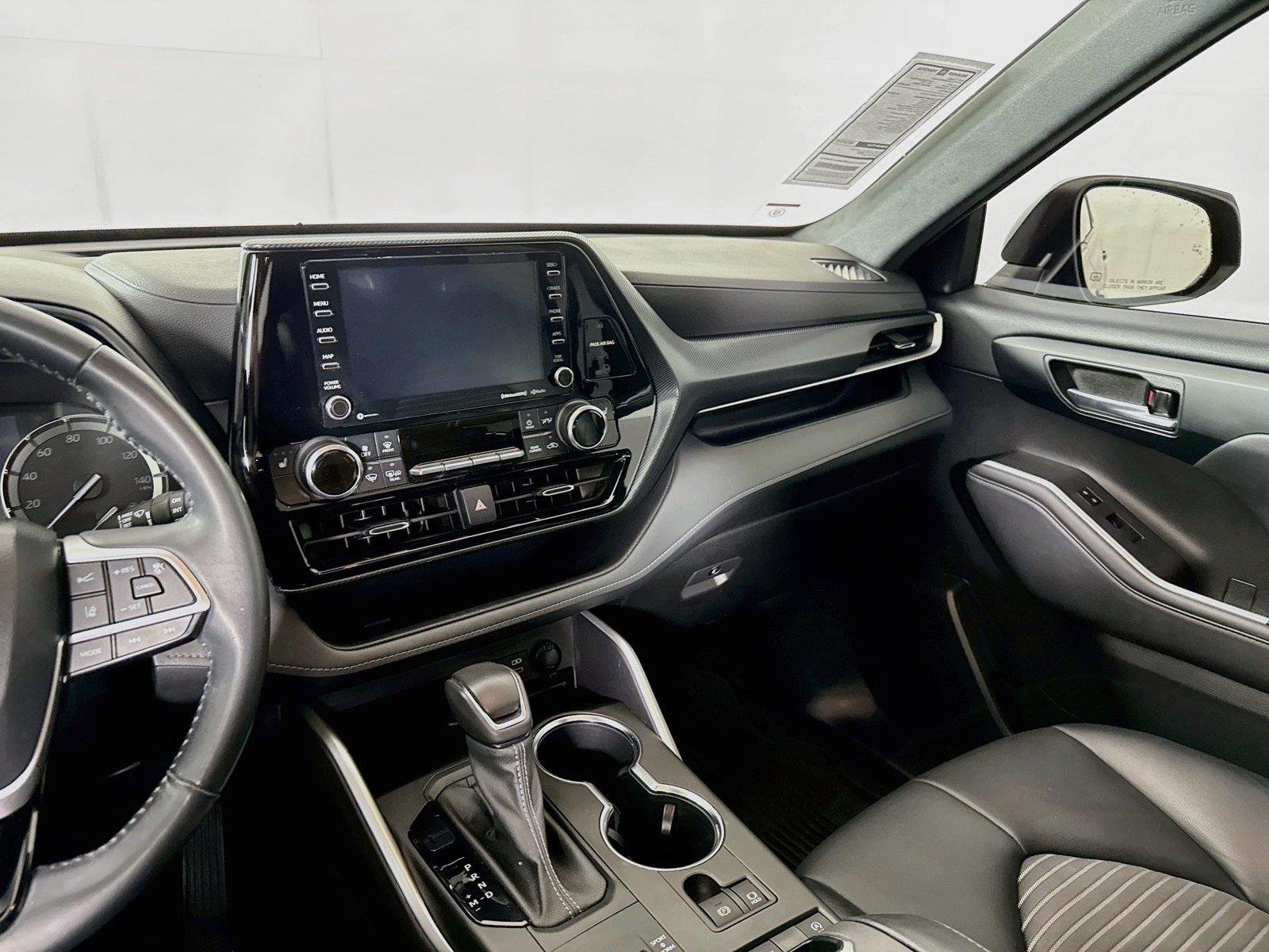 Used 2022 Midnight Black Metallic Toyota XSE image 34