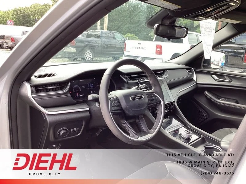 Used 2023 Silver Jeep Altitude X 4x4 image 20