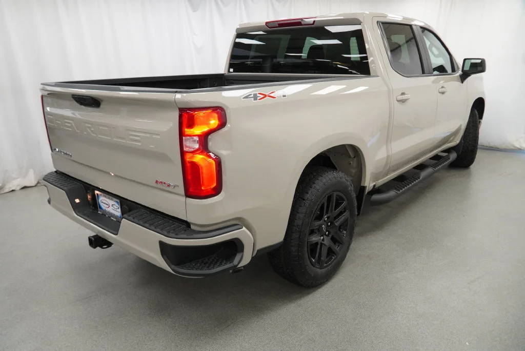 New 2026 White Sands Chevrolet RST image 3