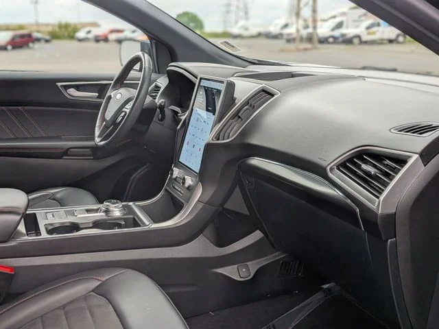 Used 2024 Blue Ford ST Line image 38