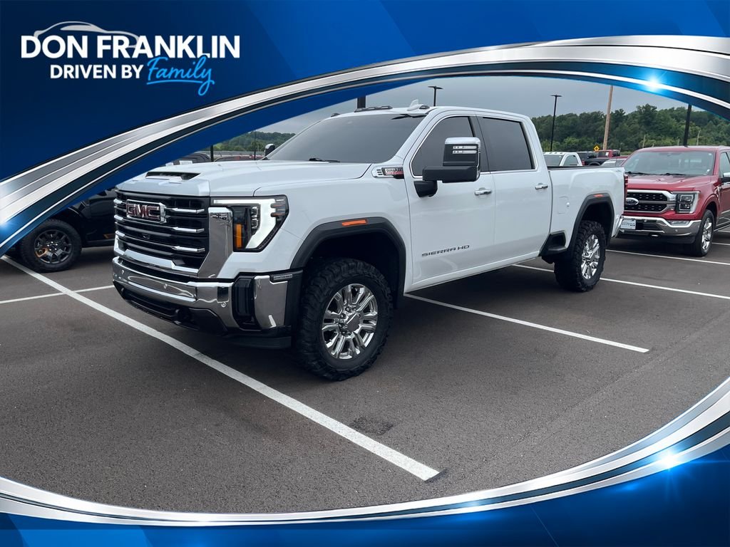 Used 2025 White GMC SLT image 1