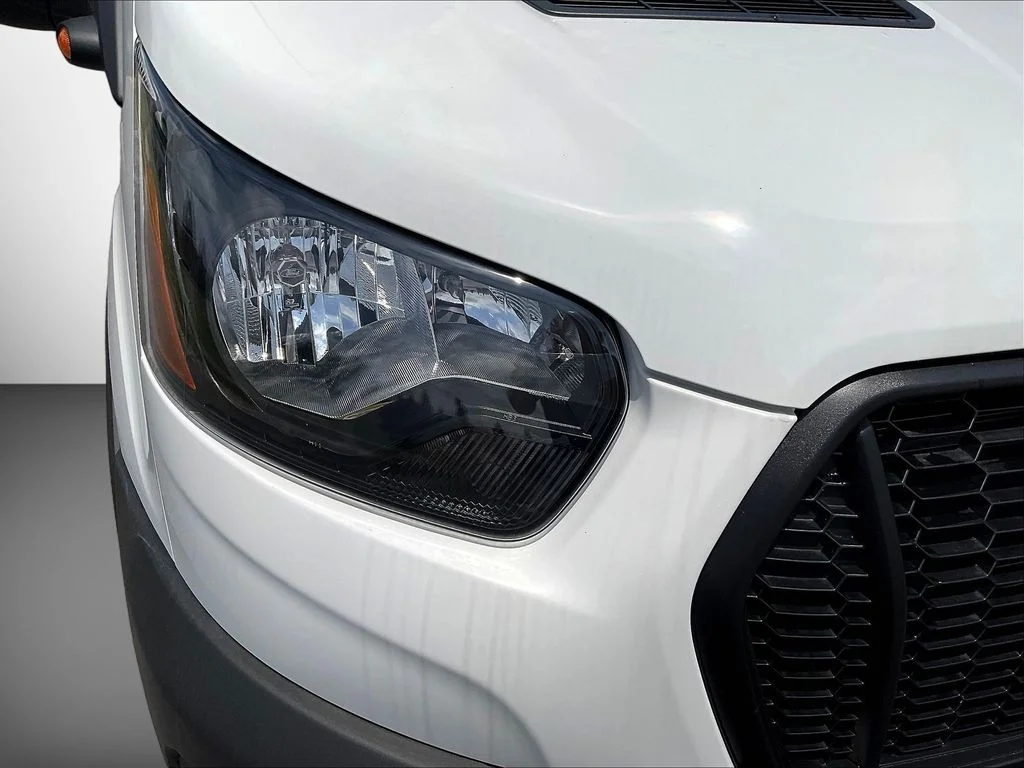 New 2026 Oxford White Ford Cargo Van image 34