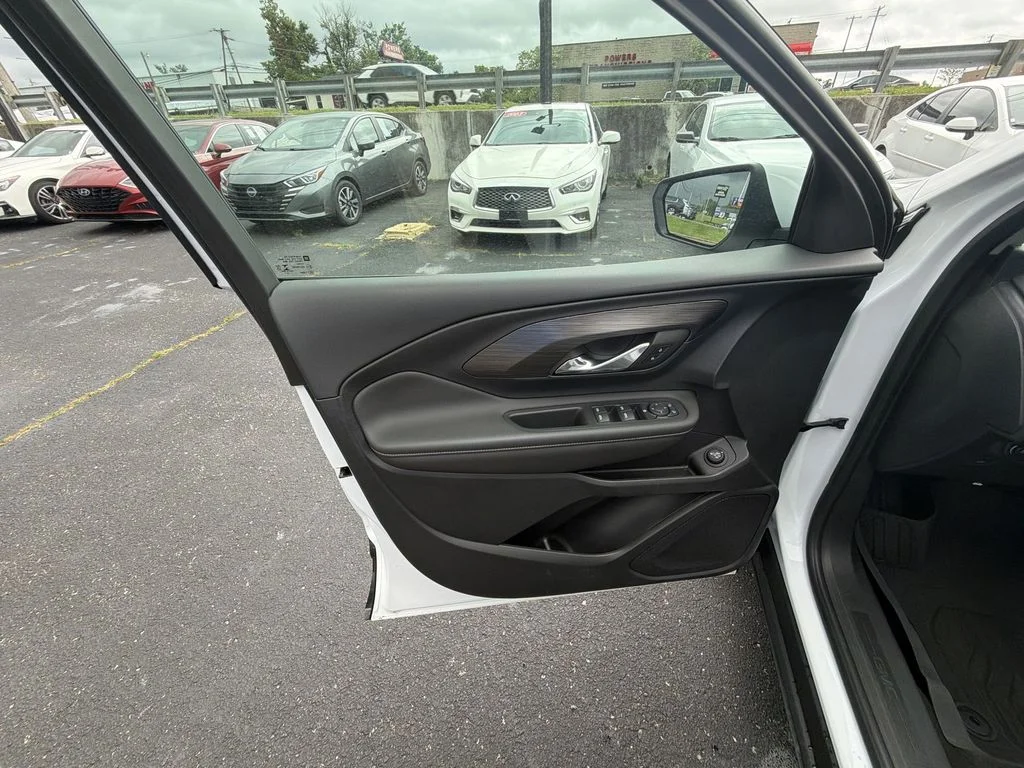 Certified Used 2023 White GMC SLE image 13