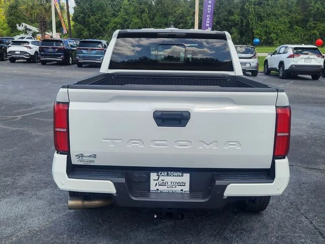Used 2024 White Toyota SR5 image 3