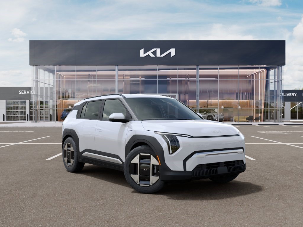 New 2027 Snow White Pearl Kia Wind image 8