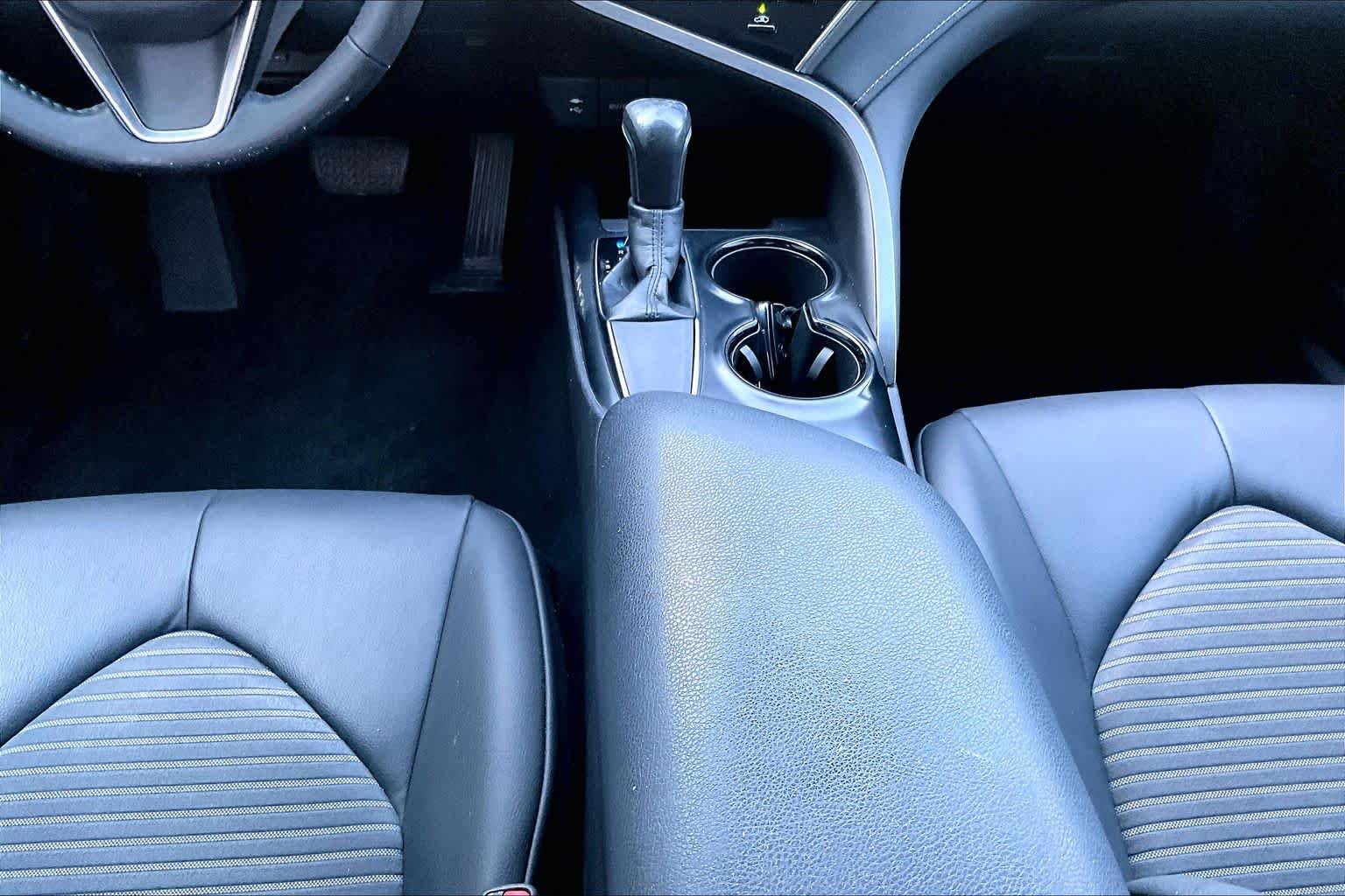 Used 2018 Blue Streak Metallic Toyota SE image 17
