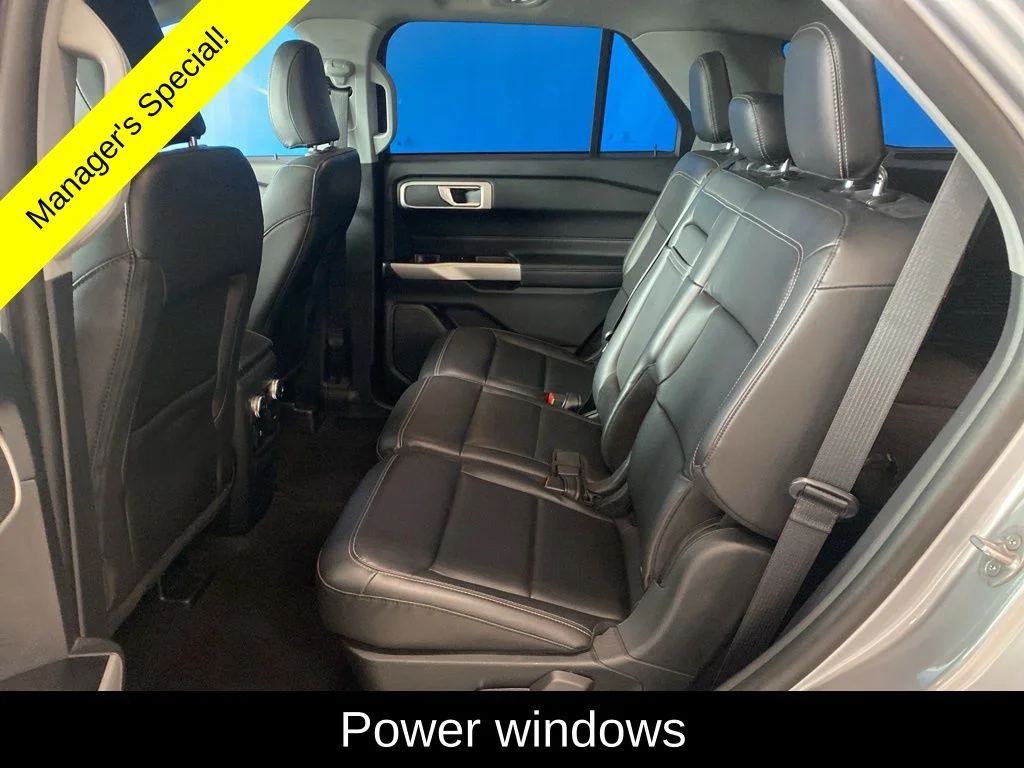 Used 2022 Silver Ford XLT image 11