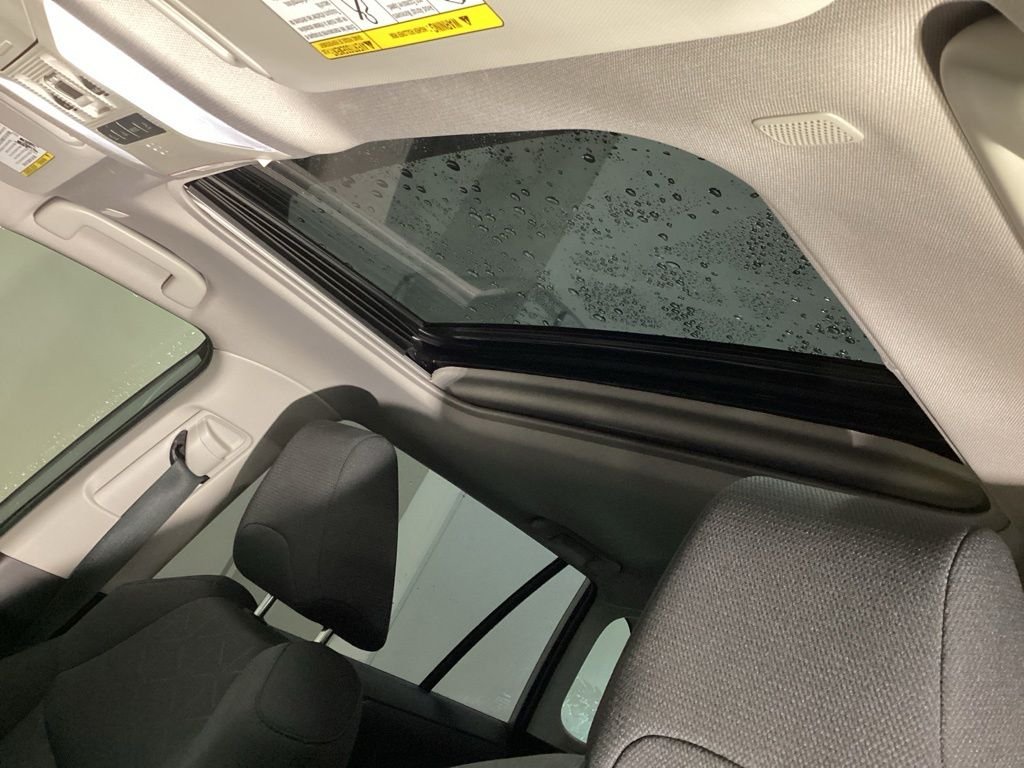 Used 2025 Silver Toyota XLE image 3