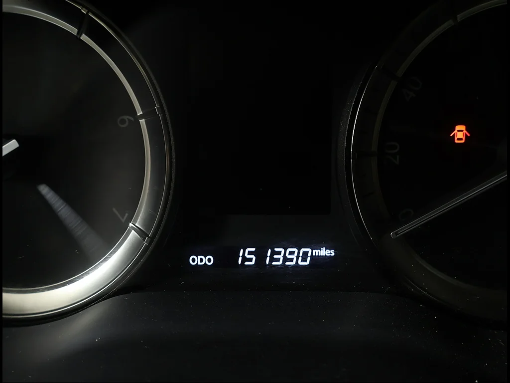 Used 2019 Eminent White Pearl Lexus Two-Row image 9