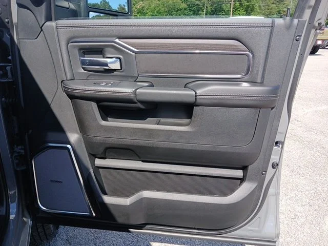 New 2026 Ceramic Gray Clear-Coat Exterior Paint RAM Laramie image 33