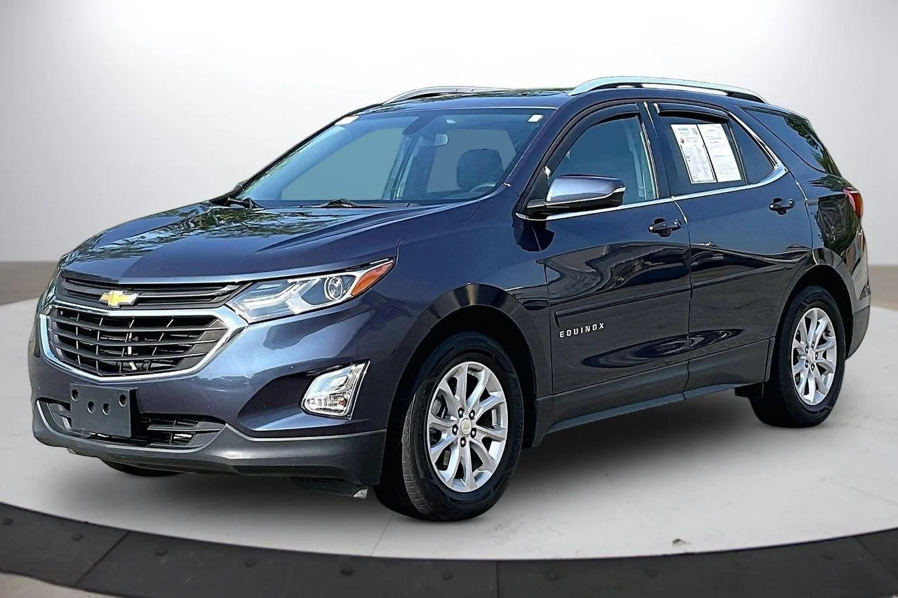 Used 2018 Blue Chevrolet LT image 4