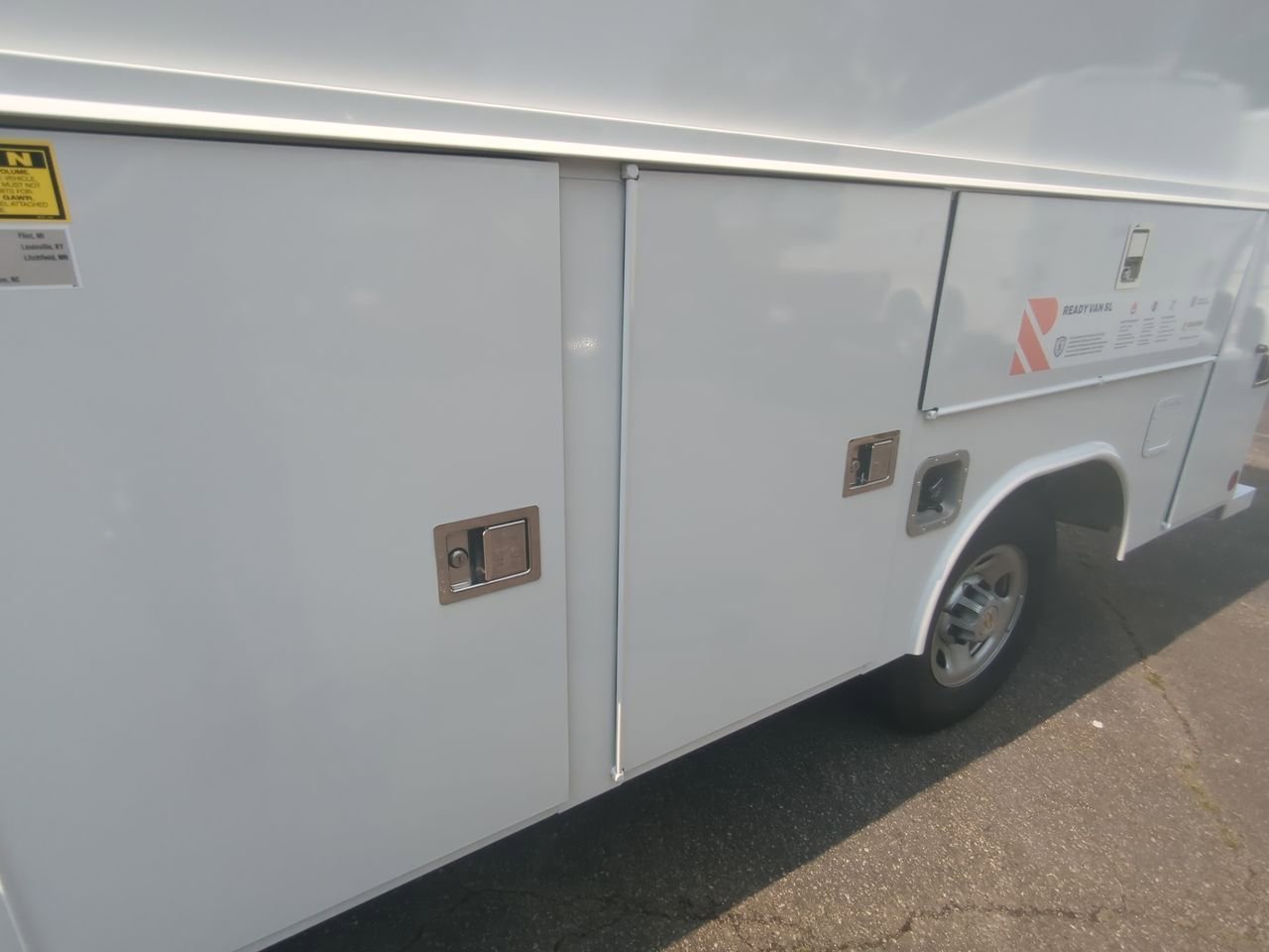 New 2025 Summit White GMC Work Truck image 21