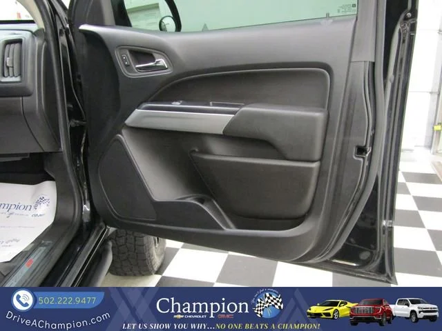 Used 2022 Black Chevrolet ZR2 image 40