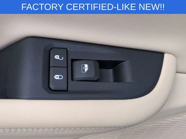 Used 2025 White Jeep Limited image 31