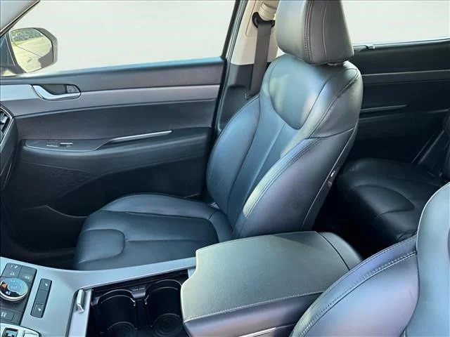Used 2022 Gray Hyundai SEL image 7