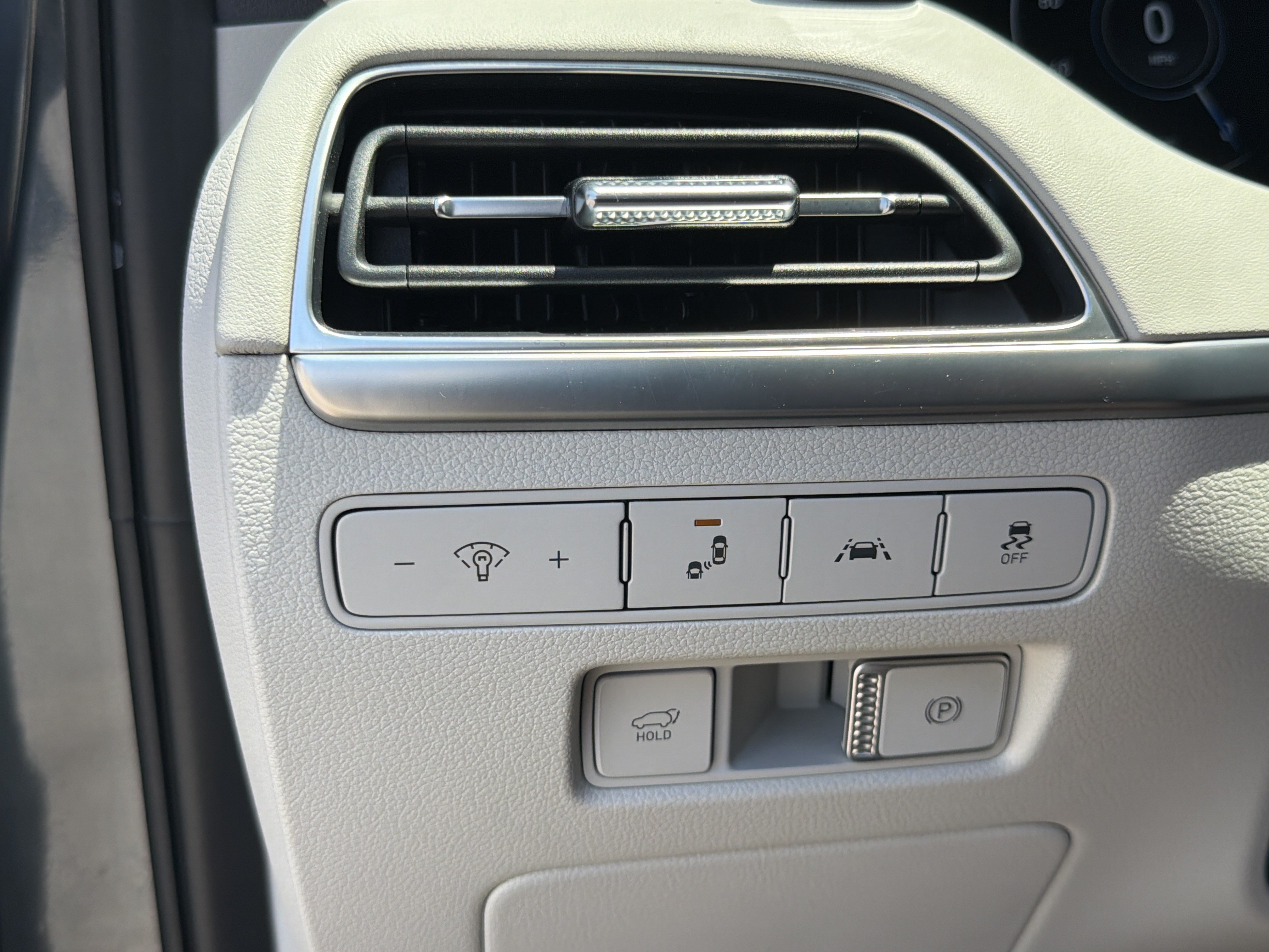 Used 2021 Steel Graphite Hyundai Limited image 12