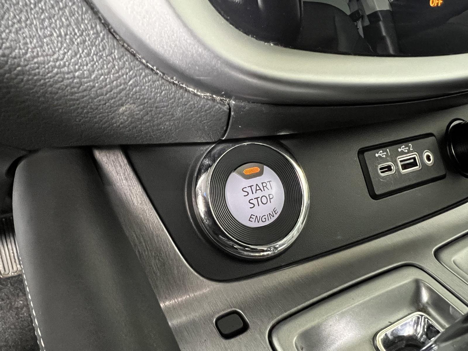 Used 2022 Boulder Gray Pearl Nissan SV image 10