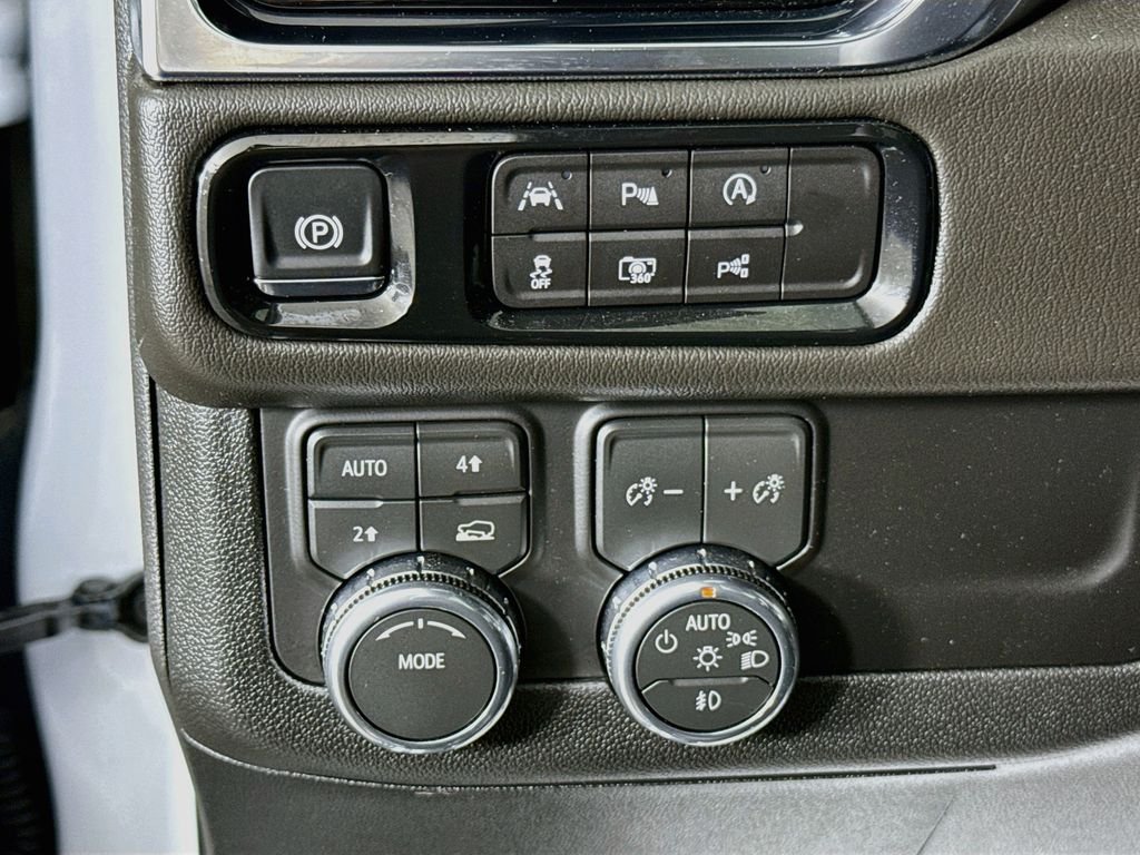 Used 2026 Glacier White Tricoat GMC Denali image 10