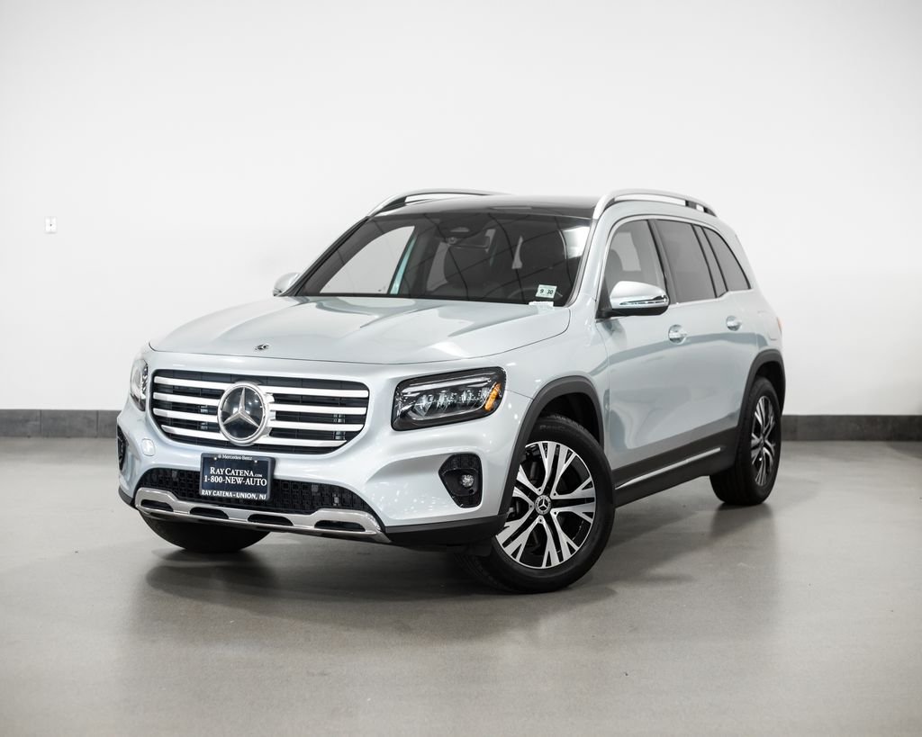 2026 Mercedes-Benz GLB GLB 250 4MATIC's photo
