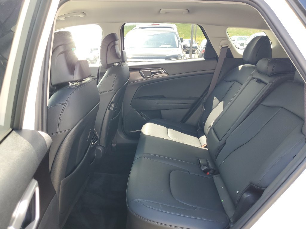 Used 2024 White Kia EX image 12