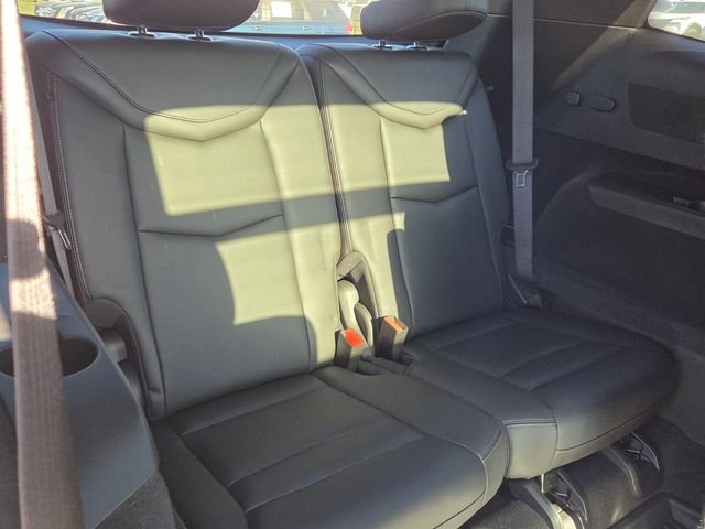 Used 2023 White Cadillac Sport image 18
