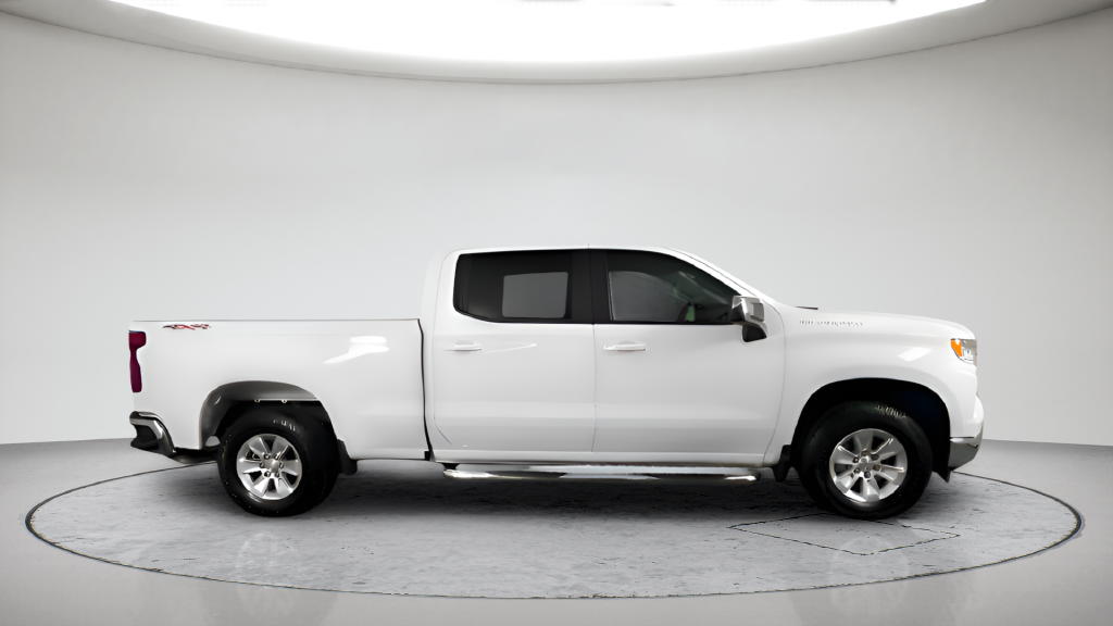 Used 2024 White Chevrolet LT image 4