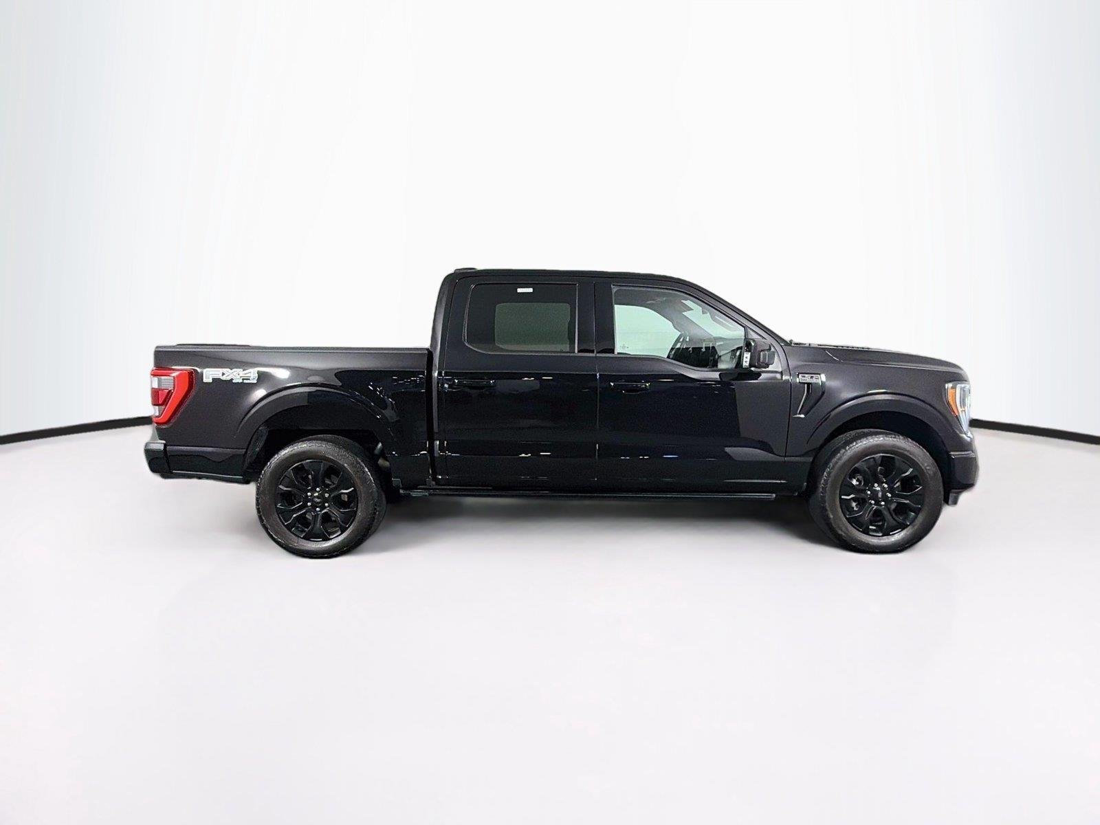 Used 2023 Agate Black Ford LARIAT image 12