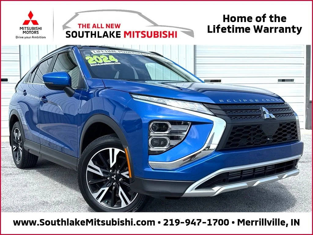 Used 2024 Blue Mitsubishi SE image 1