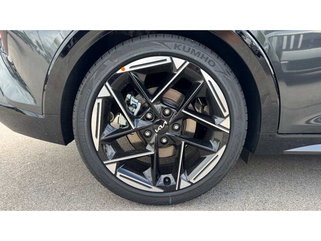 New 2026 Interstellar Gray Kia GT-Line image 30