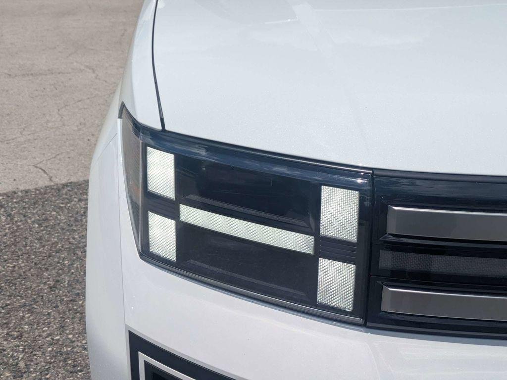 New 2026 White Hyundai SEL image 9