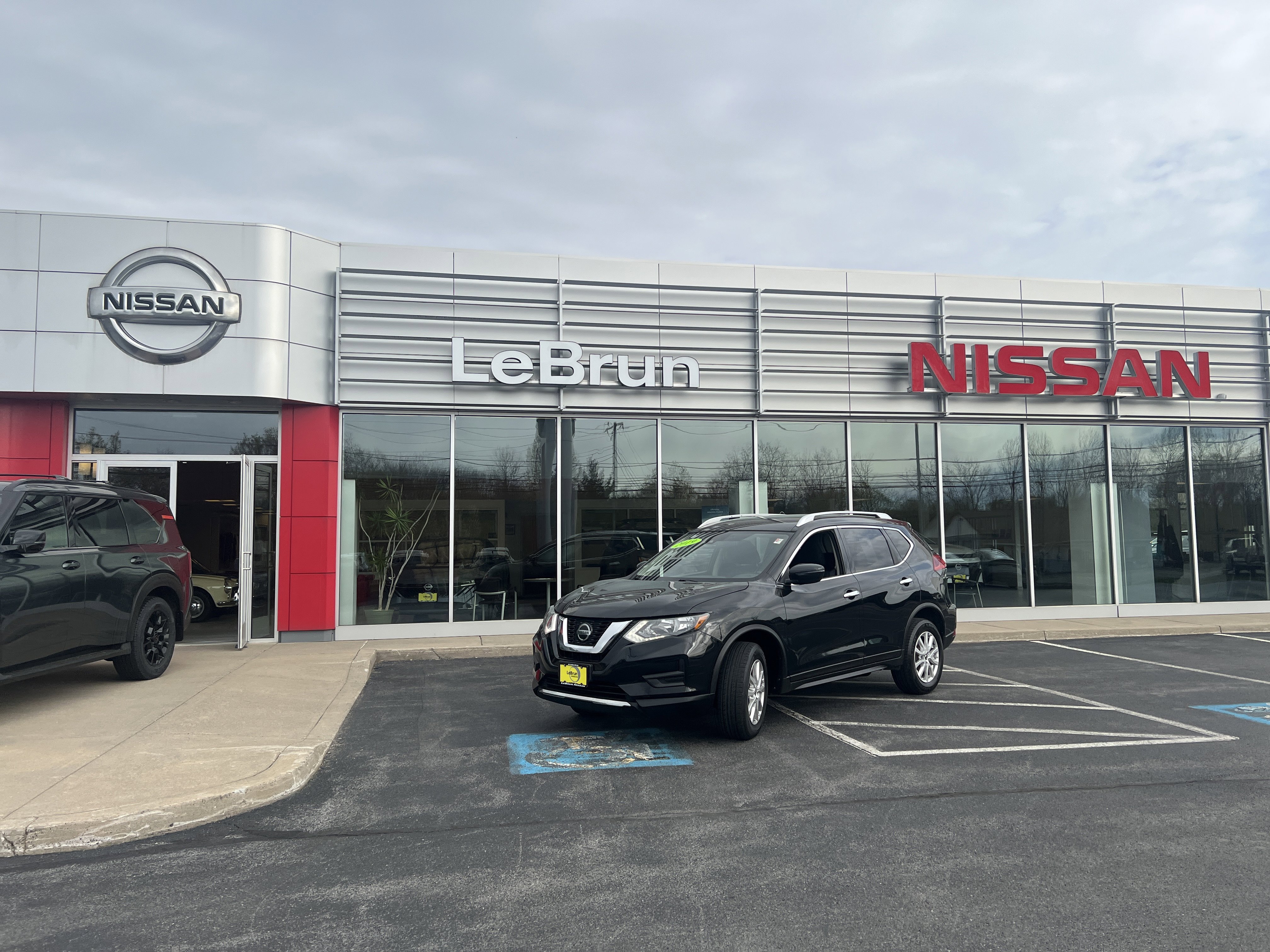 2019 Nissan Rogue S