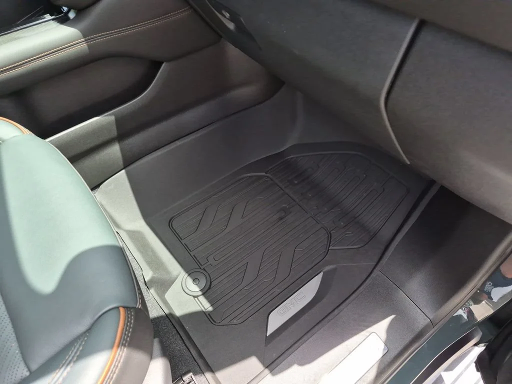 2026 GMC Yukon XL AT4 - Photo 46