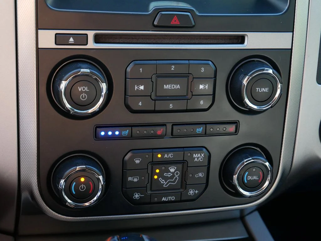 Used 2017 Black Ford XLT image 24