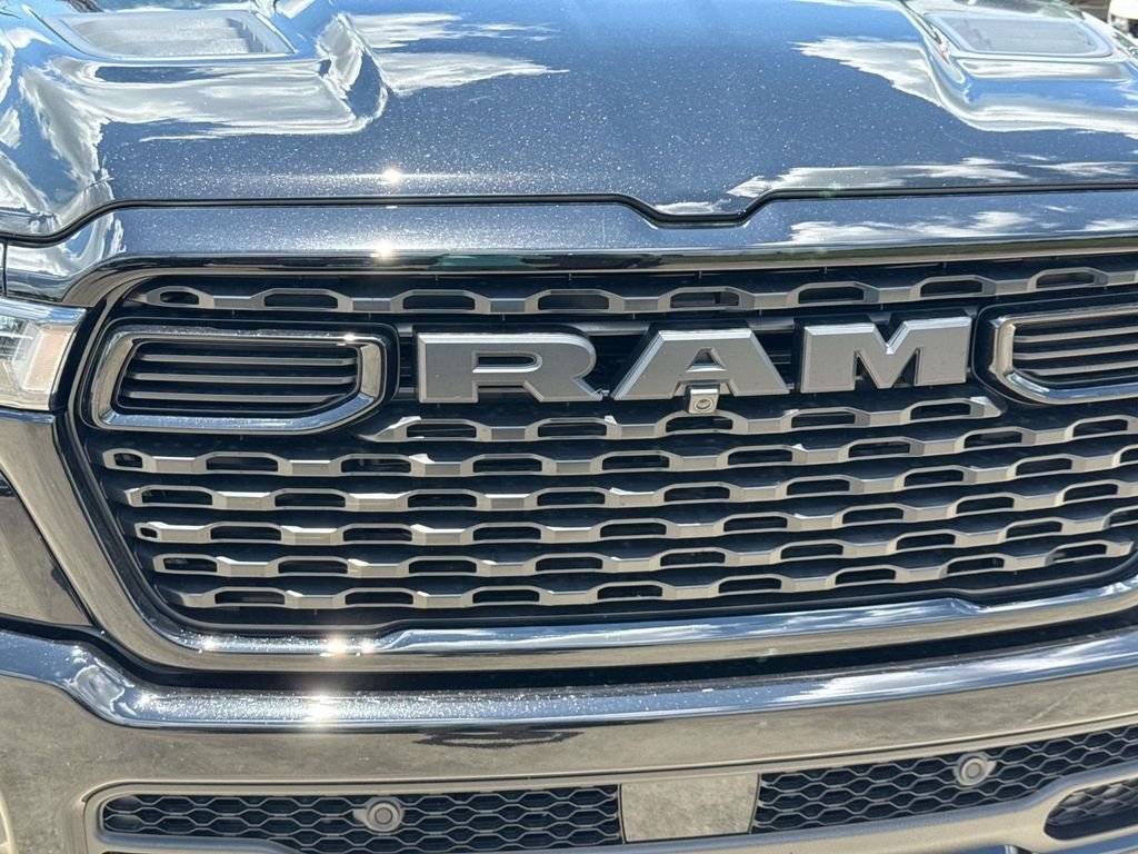 New 2026 Diamond Black Crystal Pearl-Coat Exterior Paint RAM Express image 5
