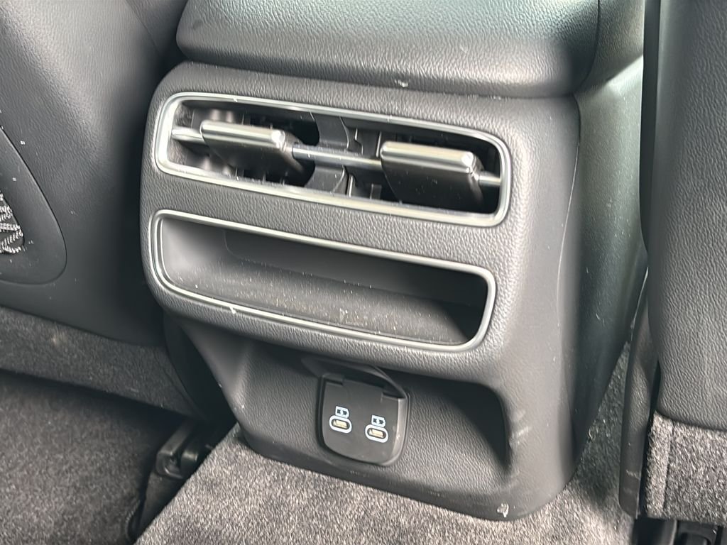 2026 GENESIS GV70 - Photo 38