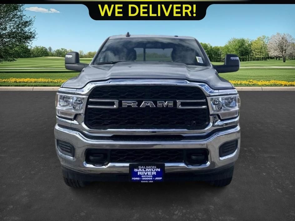 2024 Ram 3500 Tradesman photo 2