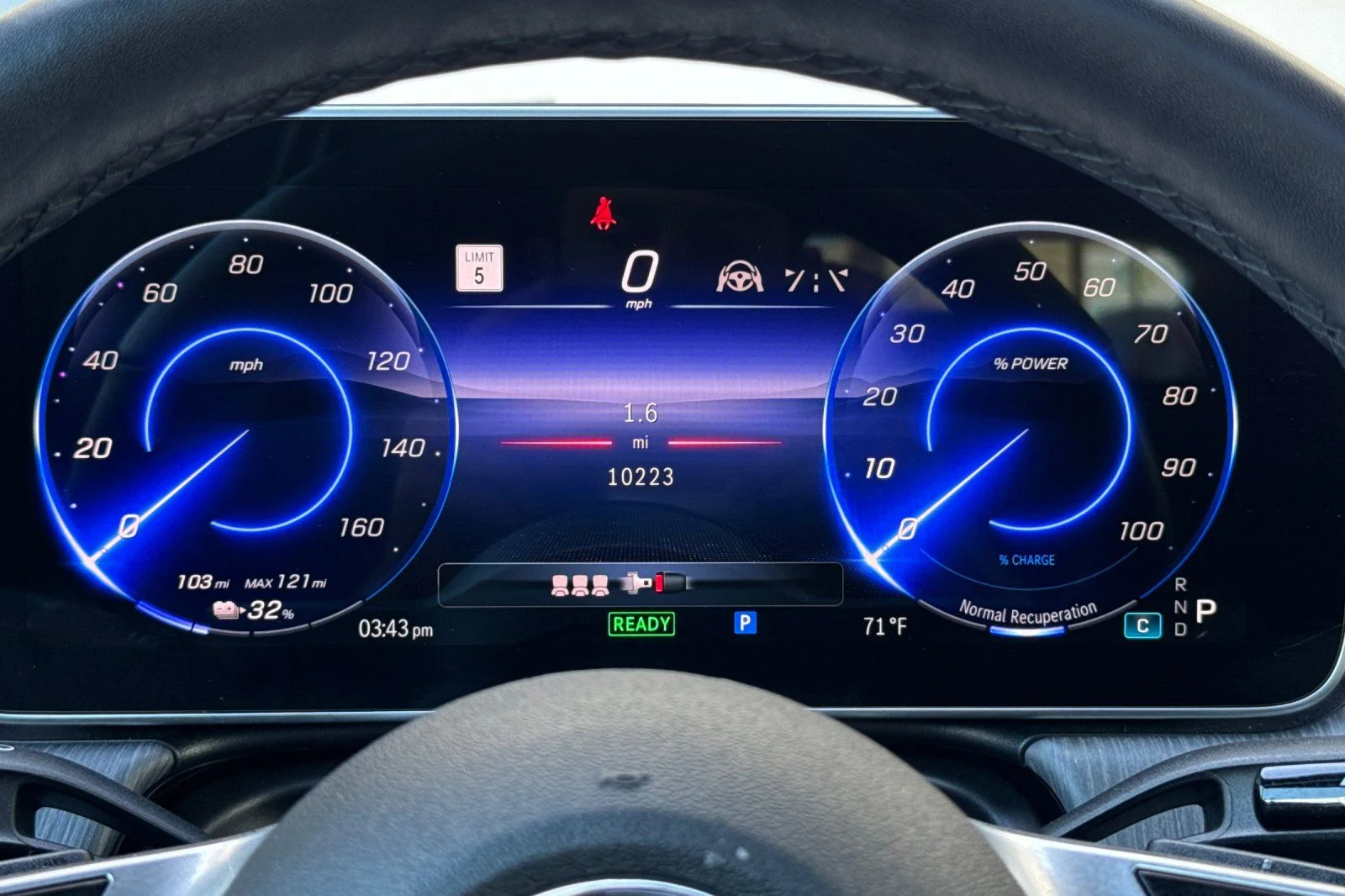 Certified Used 2025 Green Mercedes-Benz 350 SUV image 31