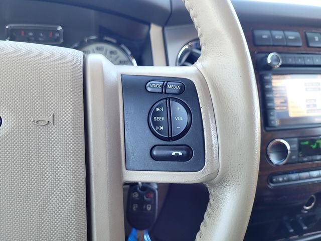 Used 2013 White Ford XLT image 23