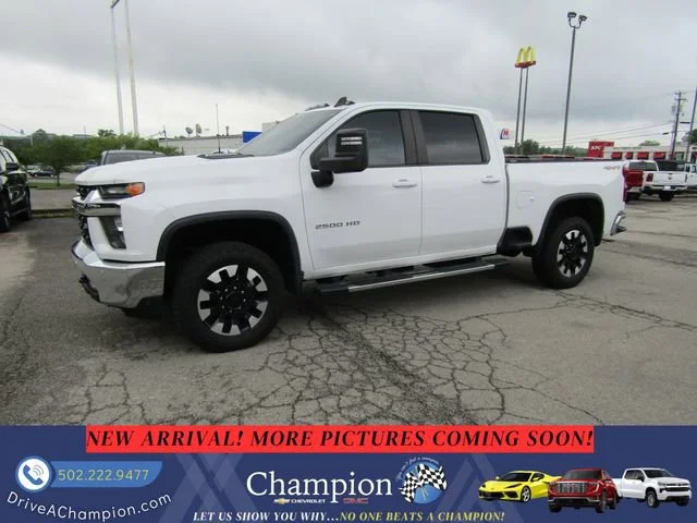 Used 2020 SUMMIT WHITE Chevrolet LT image 1