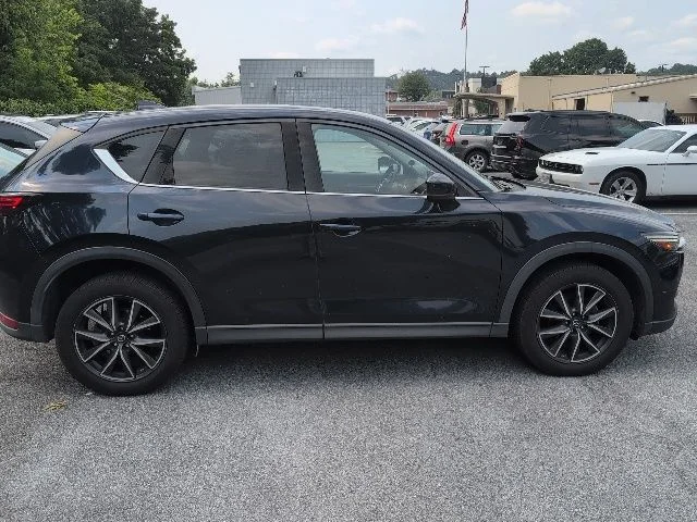 Used 2018 Blue Mazda Grand Touring image 9