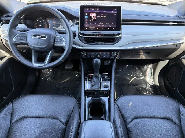 Used 2024 Gray Jeep Limited image 17