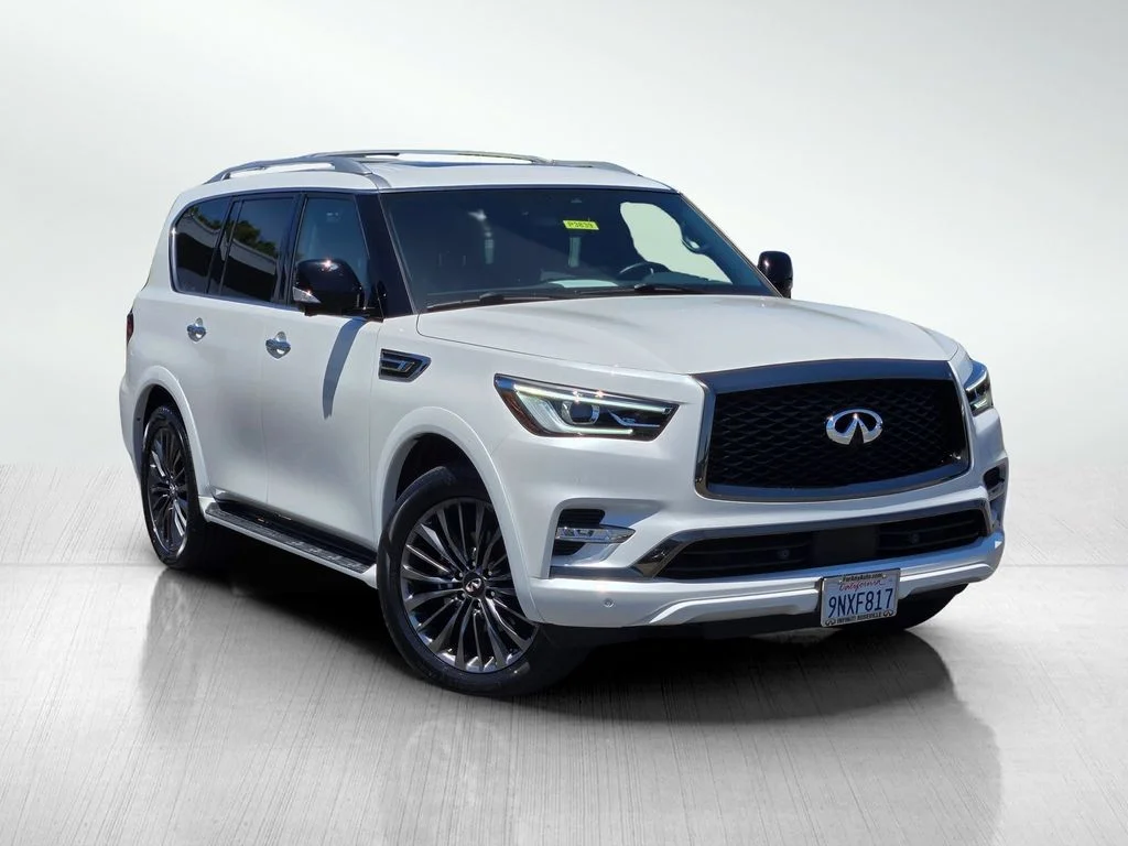 2024 INFINITI QX80 Sensory 4WD's photo