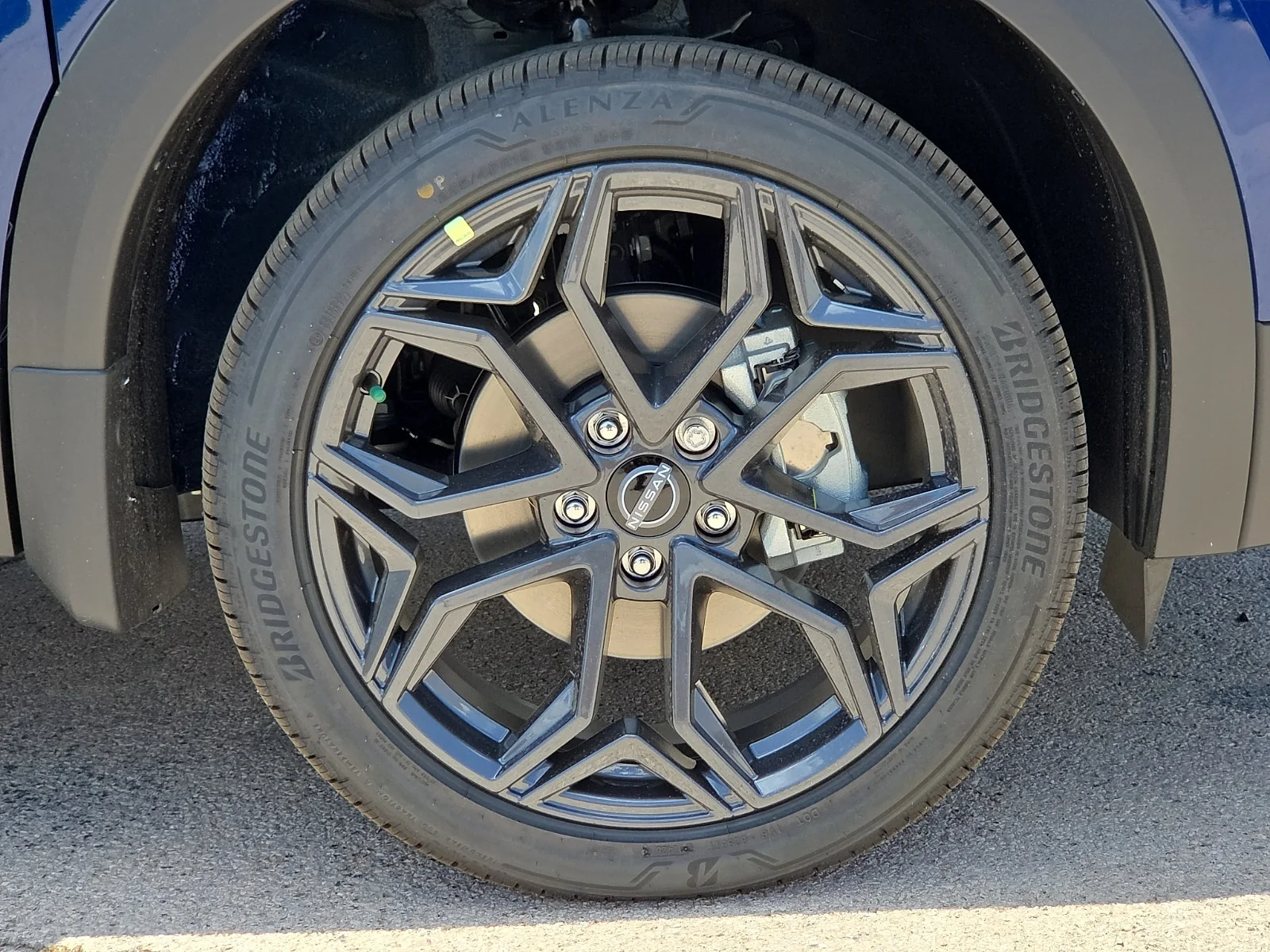 New 2026 RAY Deep Blue Nissan SR Front-Wheel Drive image 8