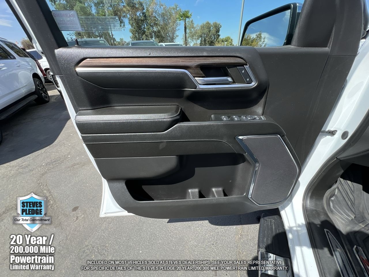 2024 Chevrolet Silverado 1500 LT - Photo 24