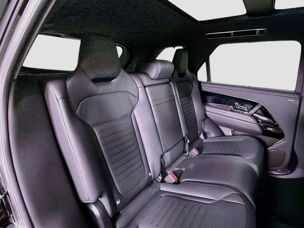 Used 2026 Black Land Rover SV image 29