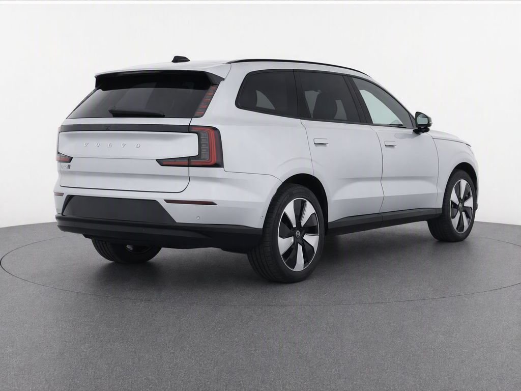 Used 2025 Silver Volvo Twin Motor Plus image 4