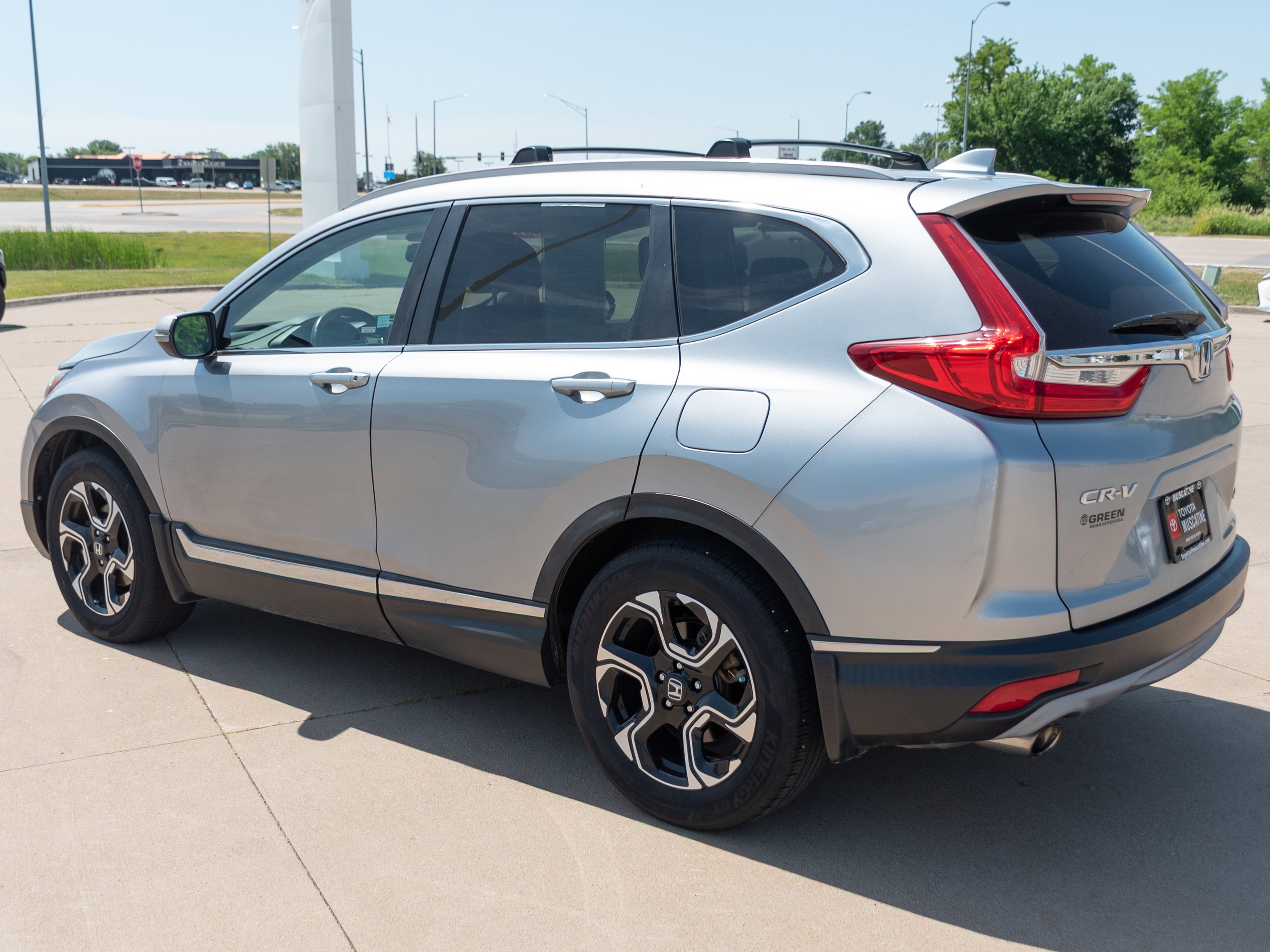 Used 2017 Silver Honda Touring image 19