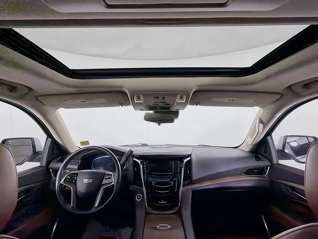 Used 2017 White Cadillac Premium image 15