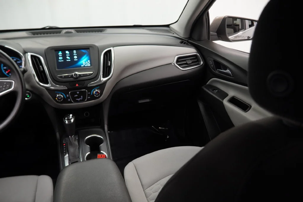 Used 2018 PEPPERDUST METALLIC Chevrolet LT image 22